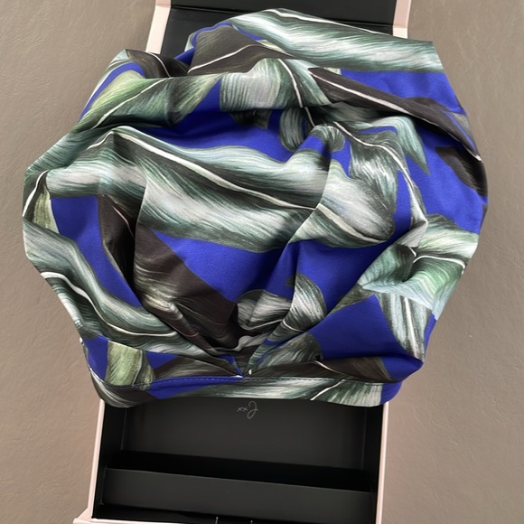 Shhhowercap - The Pari - Picture 7 of 9